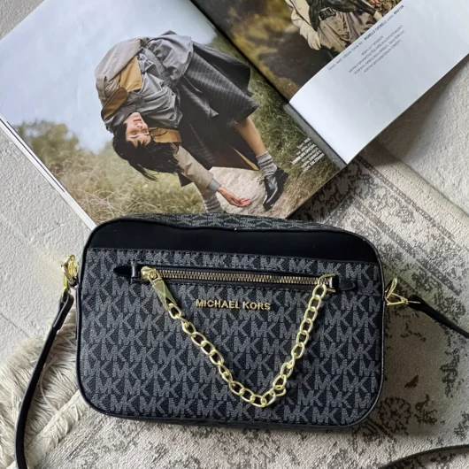 Сумка Michael Kors jet set large logo crossbody bag ivory чорний