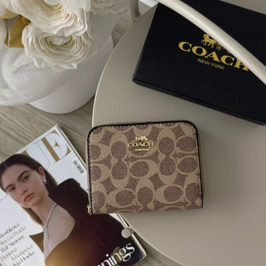 Гаманець Coach mini бежевий
