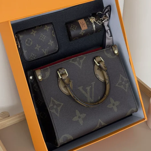Подарунковий набір Louis Vuitton шопер тоут Onthego  — 3 предмети коричневий