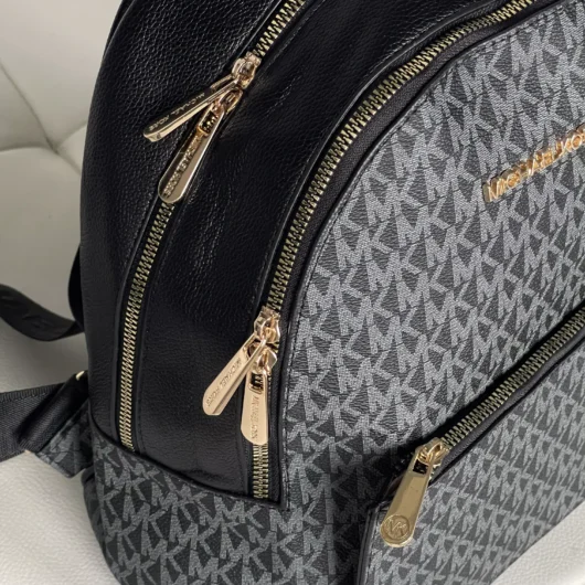 Рюкзак  Michael Kors Kenly Medium Adina синій