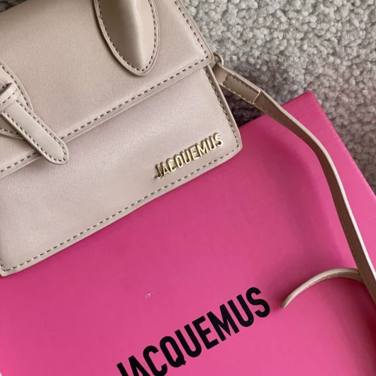 Сумка Jacquemus Le Chiquito Moyen Boucle Premium бежевий