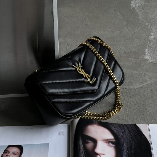 Жіноча сумка Yves Saint Laurent Loulou leather bag Medium size чорний