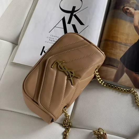 Жіноча сумка Yves Saint Laurent Loulou leather bag Small size бежевий