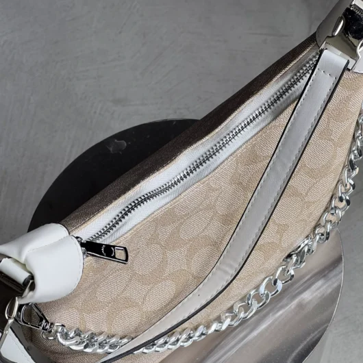Сумка Coach  Juliet Shoulder Bag біло-бежевий