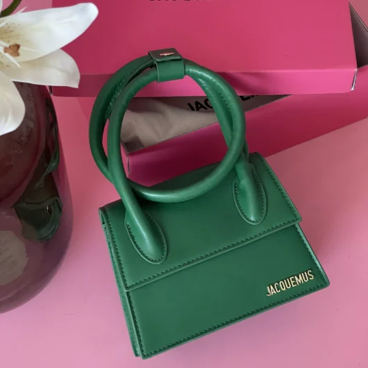 Сумка Jacquemus Premium Classic зелений