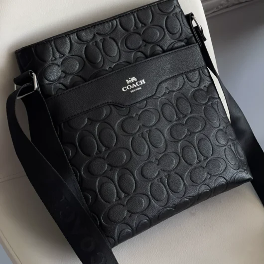 Сумка чоловіча месенджер через плече стеганий Coach