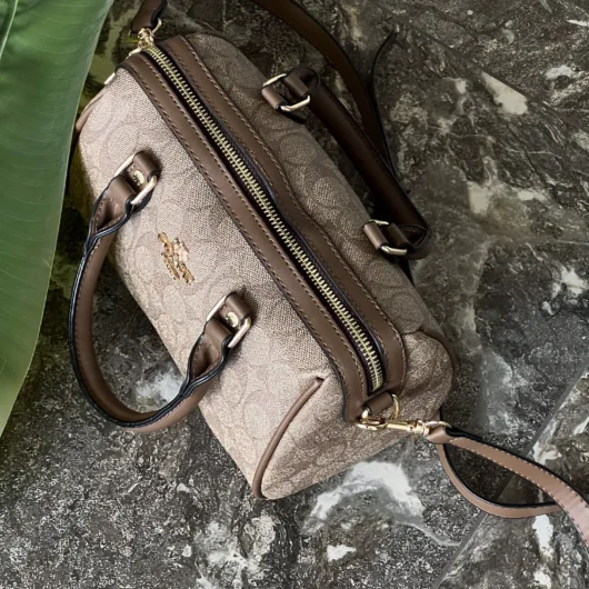 Сумка Coach Mini Rowan Crossbody  In Signature бежевий