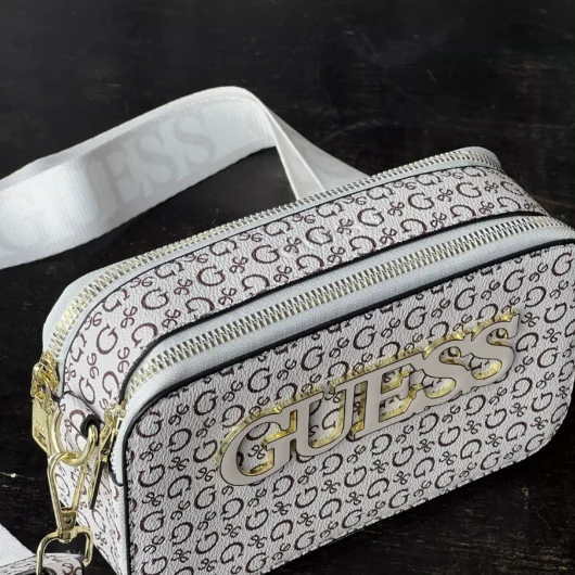 Сумка через плече Guess big logo крос боді кремовий