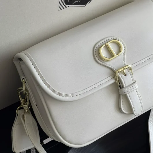 Сумка Christian Dior Bobby на широкому ременці білий класичний