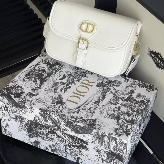 Сумка Christian Dior Bobby на широкому ременці білий класичний