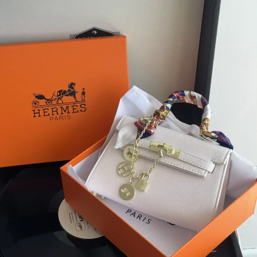 Сумка Hermes Kelly з хустинкою білий