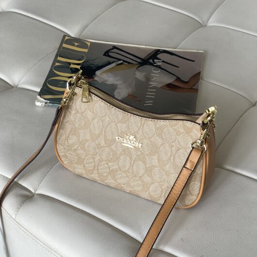 Сумка Coach Bolso de hombro Teri пісочний