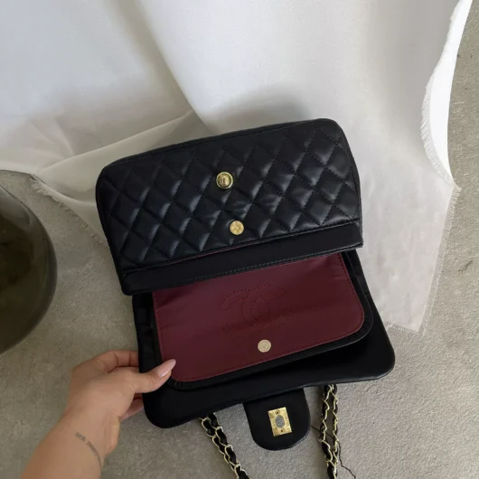 Жіноча сумка Chanel Classic чорний золото