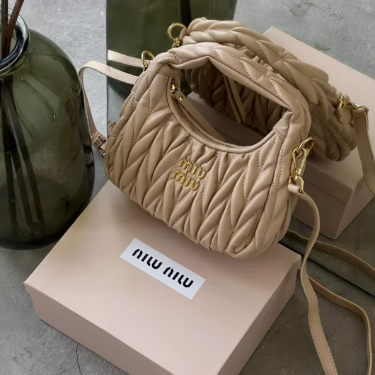 Сумка Miu Miu Wander Matelassé Nappa Leather бежевий