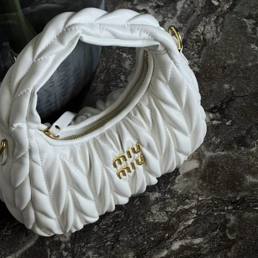 Сумка Miu Miu Wander Matelassé Nappa Leather білий