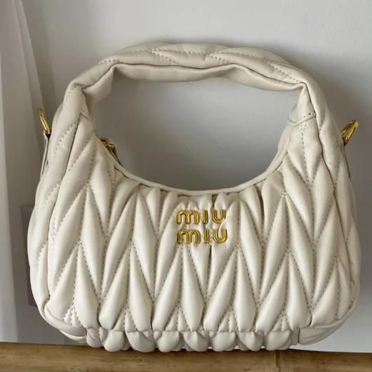 Сумка Miu Miu Wander Matelassé Nappa Leather молочний