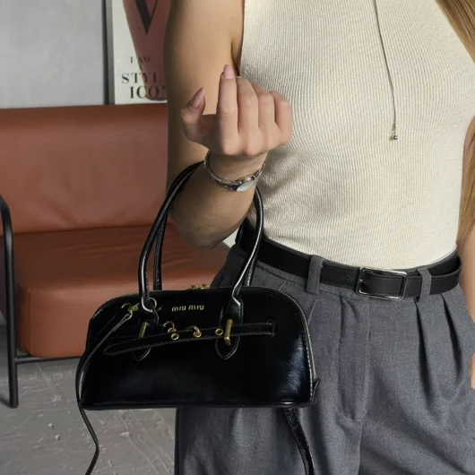 Сумка Miu Miu Aventure Nappa mini чорний