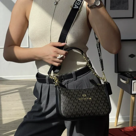 Сумка Michael Kors Jet Set Charm темно-коричневий