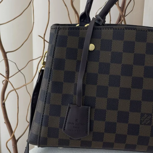Сумка Louis Vuitton Montaigne Handbag in Monogram коричневий шахмати