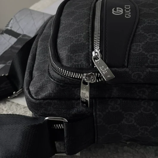 Чоловіча сумка мессенджер через плече Gucci чорний