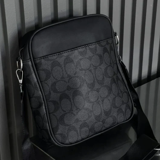 Чоловіча сумка мессенджер через плече Coach чорний