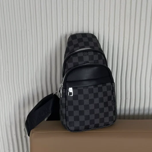 Чоловіча сумка слинг через плече Louis Vuitton чорно-сірий