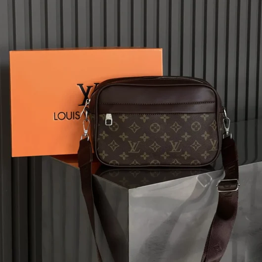 Чоловіча сумка кросс боді Graham Crossbody Louis Vuitton коричневий