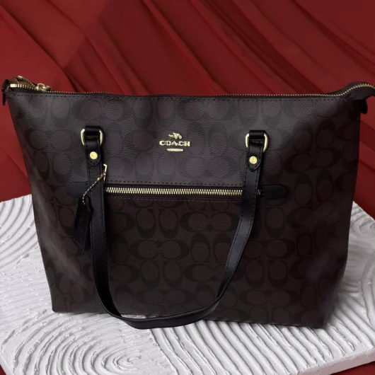 Жіночій шопер Coach Gallery Tote шоколадний
