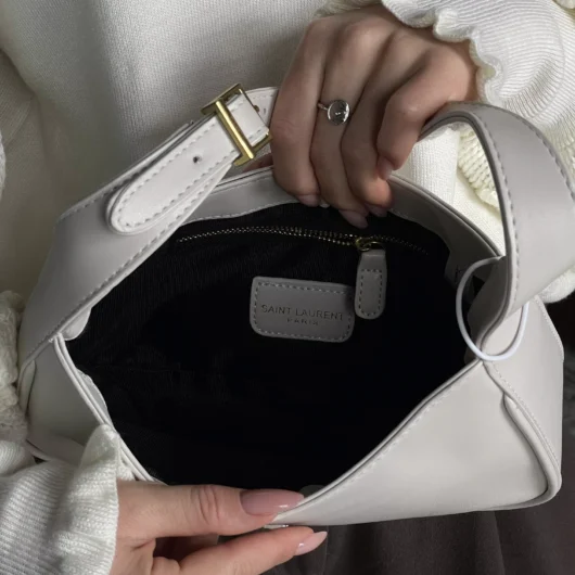 Сумка Yves Saint-Laurent Hobo Le 5 À 7 молочний