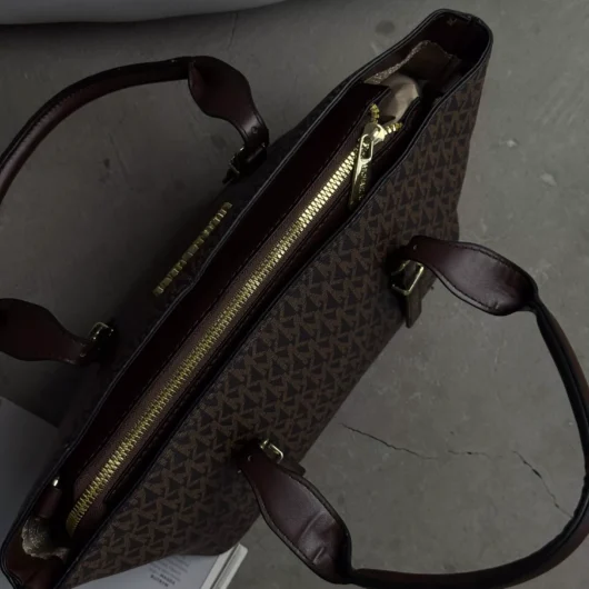 Сумка жіноча Michael Kors Moore small tote bag коричневий