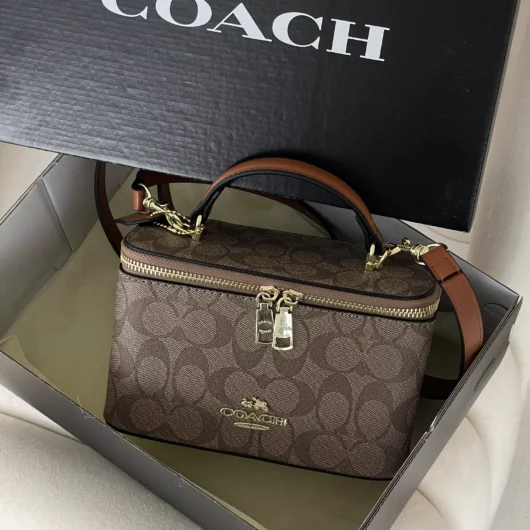 Сумка жіноча Coach Ava Crossbody Bag бежевий