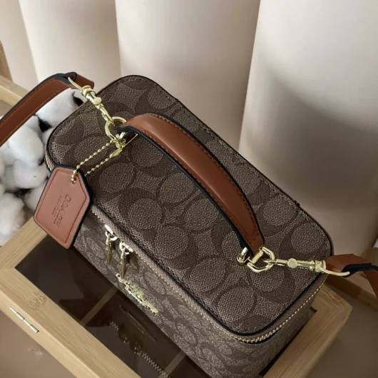 Сумка жіноча Coach Ava Crossbody Bag бежевий
