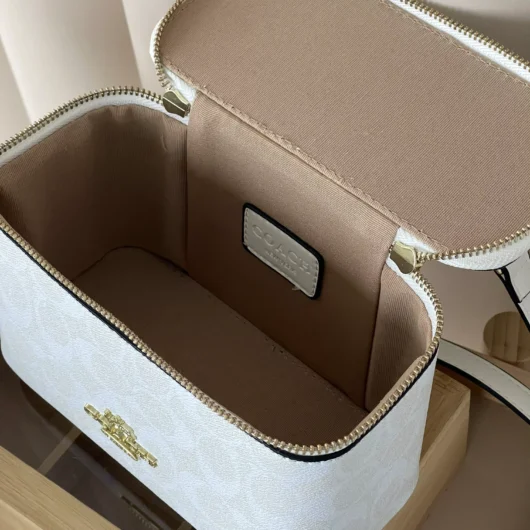 Сумка жіноча Coach Ava Crossbody Bag білий