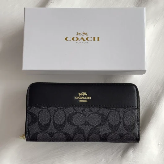 Гаманець Coach Signature Accordion Zip Wallet чорний