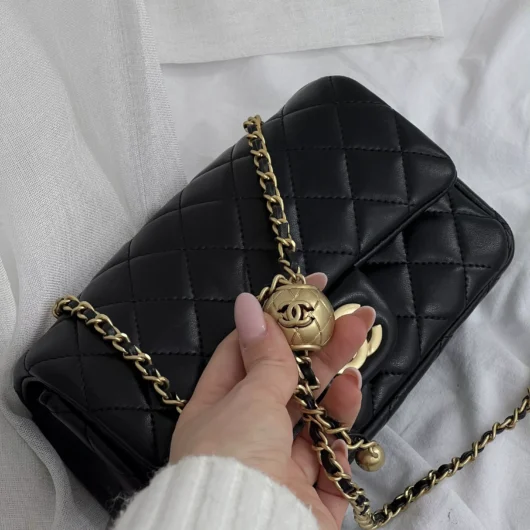 Сумка жіноча Classic 1.55 Small Single Flap чорний