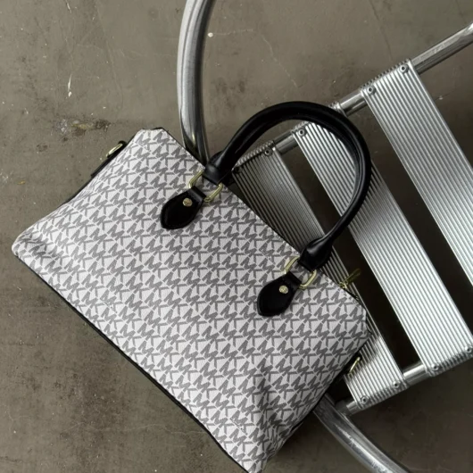 Сумка Michael Kors Crossbody білий