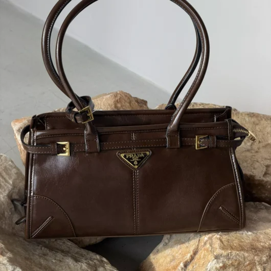 Сумка Prada Bonnie Medium Leather Handbag коричневий