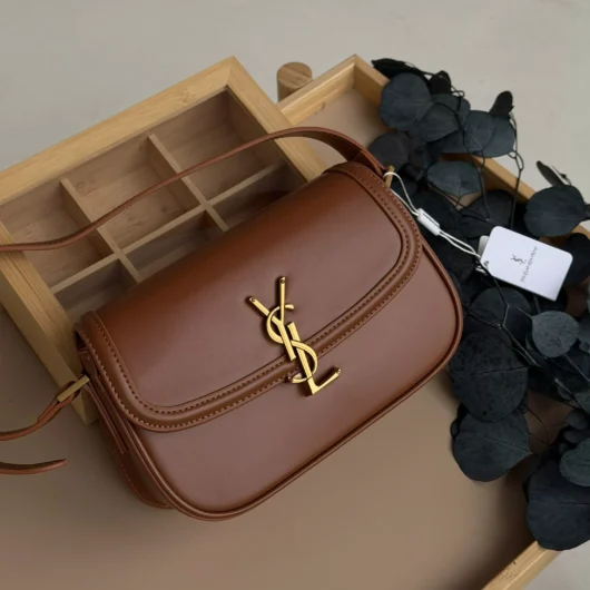 Жіноча  сумка Saint Laurent Solferino medium leather shoulder bag світло-коричневий