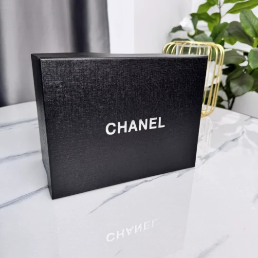 Коробка Chanel маленька