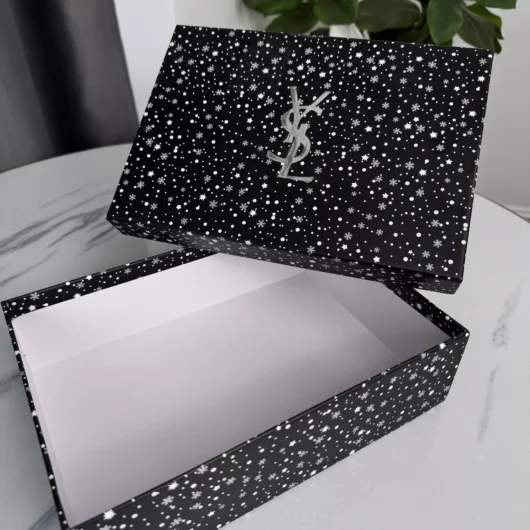 Коробка Yves Saint-Laurent маленька