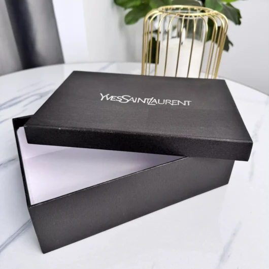 Коробка Yves Saint-Laurent маленька