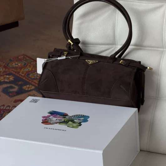 Сумка Prada Bonnie Medium Suede Shoulder Bag шоколад