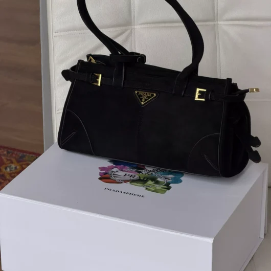 Сумка Prada Bonnie Medium Suede Shoulder Bag чорний