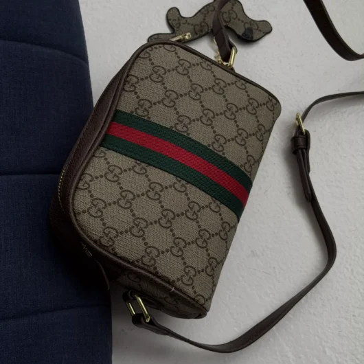Сумка Gucci Supreme Ophidia Mini Shoulder Bag коричневий
