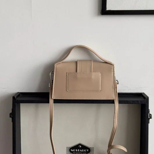 Сумка Jacquemus Le Bambino Mini Bag бежевий