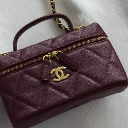Сумка Chanel Vanity with Chain бордовий