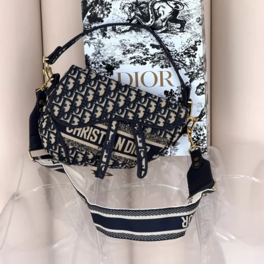 Жіноча сумка Dior Saddle Bag напис синій