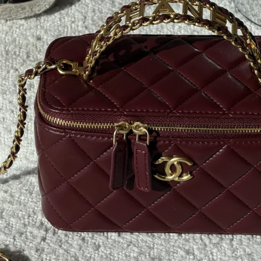 Chanel Vanity Logo Handle Premium бордовий