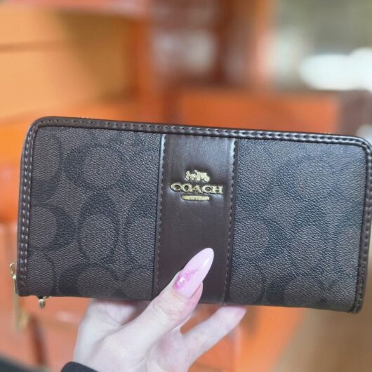 Гаманець Coach великий з полоскою шоколадний