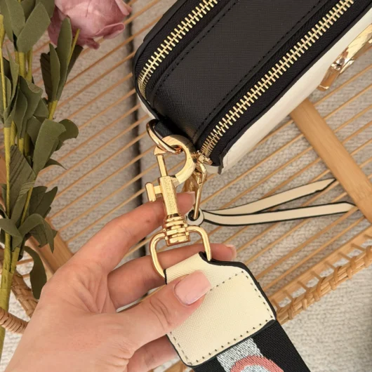 Жіноча сумка крос боді Marc Jacobs The Snapshot молочний